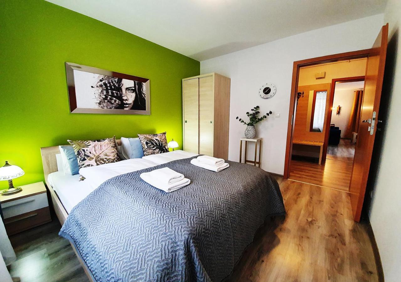 Apartamenty Sun&Fun Rezydencja Pod Debami Nad Lomnica 1B I 2B- Blisko Centrum I Sklepow W Otoczeniu Zieleni Karpacz Luaran gambar