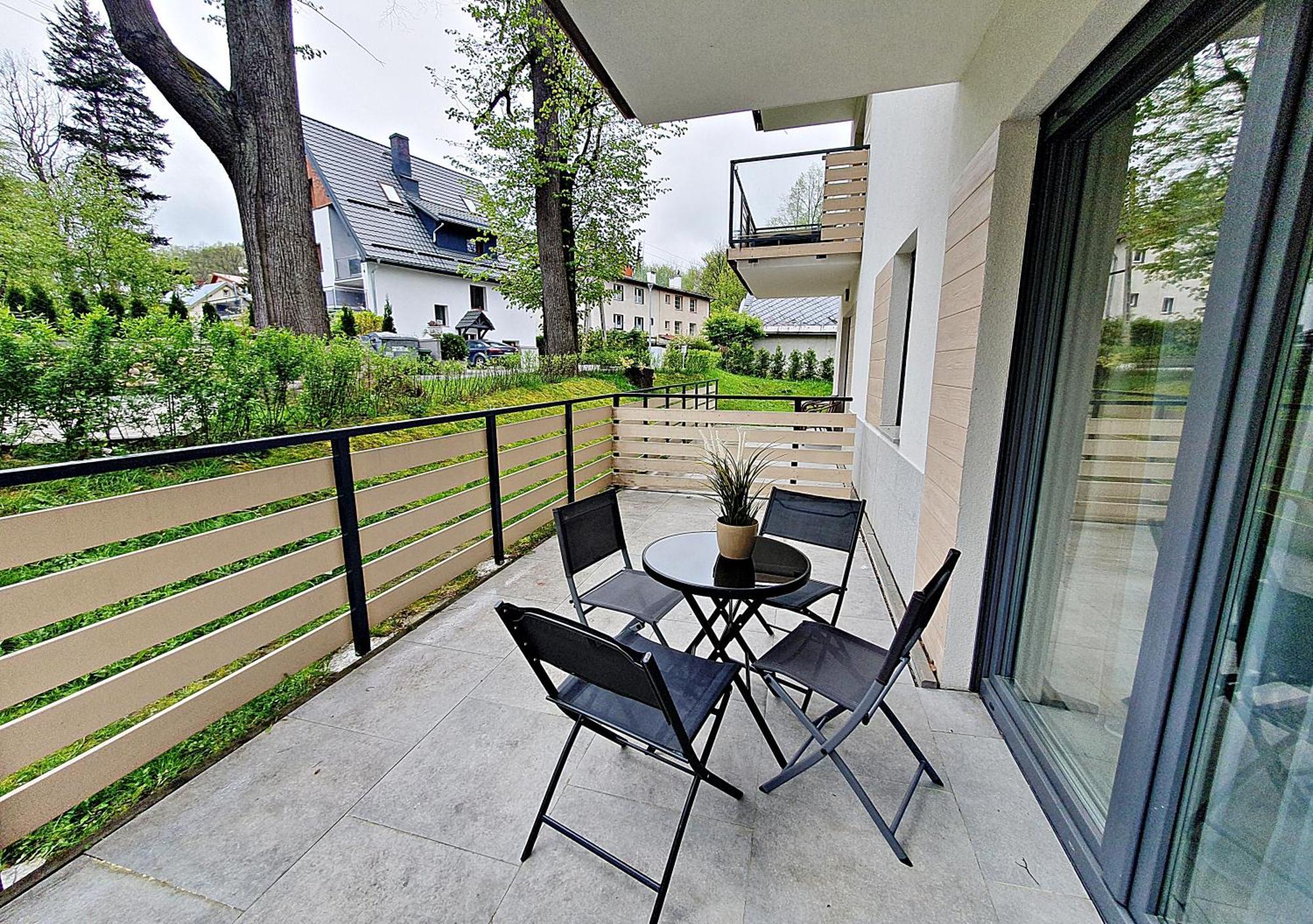 Apartamenty Sun&Fun Rezydencja Pod Debami Nad Lomnica 1B I 2B- Blisko Centrum I Sklepow W Otoczeniu Zieleni Karpacz Luaran gambar